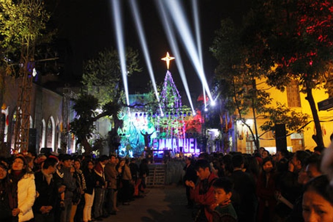Christians celebrate Christmas across Vietnam - 4 Christians celebrate Christmas across Vietnam - 4