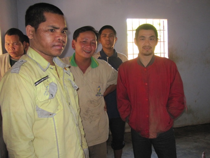 Man helps local people with mental disabilities - 2 Man helps local people with mental disabilities - 2