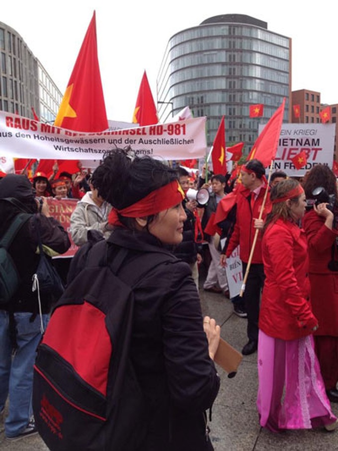 Overseas Vietnamese protest against Chinese oil rig - 11 Overseas Vietnamese protest against Chinese oil rig - 11
