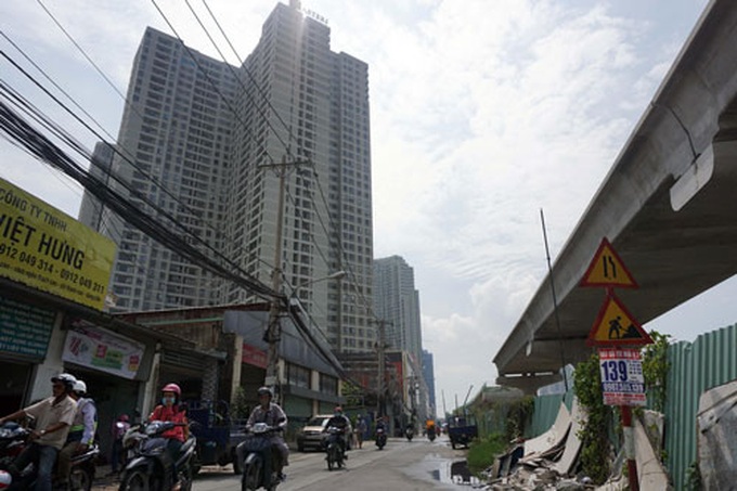 Excess real estate supply in HCM City - 1