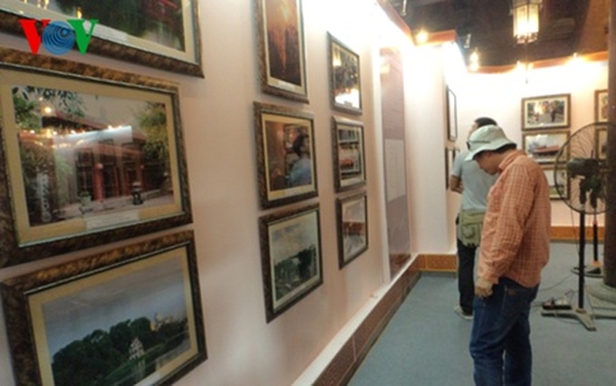 Photography show highlights nine relics - 1