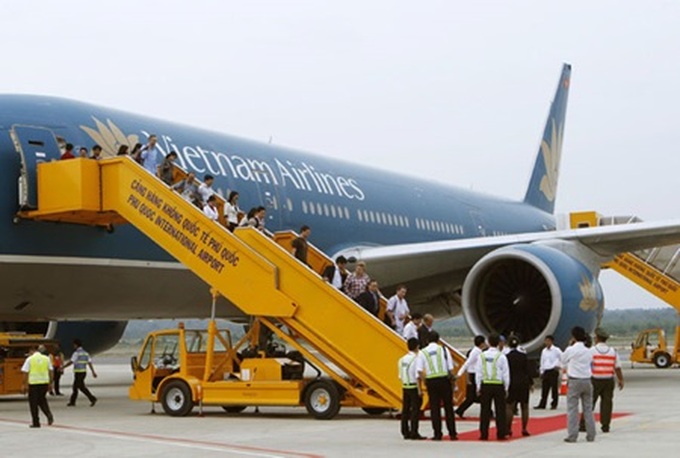 Concerns raised over airport rights - 1