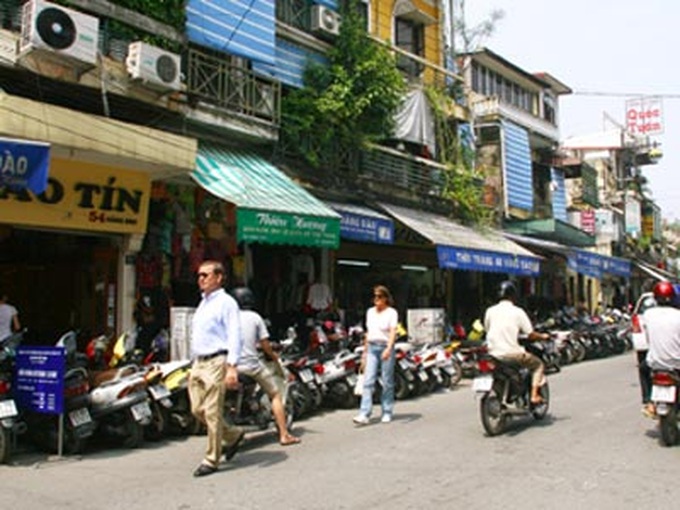 Hanoi to open six more pedestrian zones - 1