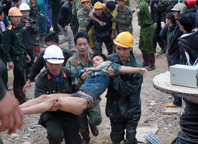 Collapsed tunnel incident: trapped workers got out safe - 1 Collapsed tunnel incident: trapped workers got out safe - 1