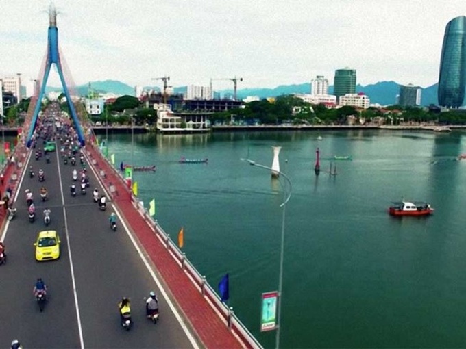 Da Nang authorities to encourage locals to smile more - 1