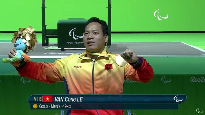 Weightlifter wins first Paralympic gold for Vietnam - 1 Weightlifter wins first Paralympic gold for Vietnam - 1