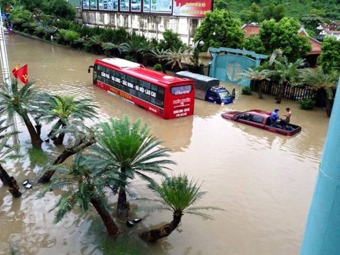 Quang Ninh: Flash-flood claims three lives, causes property damage - 1 Quang Ninh: Flash-flood claims three lives, causes property damage - 1
