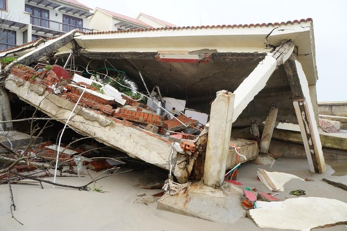 Erosion threatens Cua Dai Beach - 7 Erosion threatens Cua Dai Beach - 7