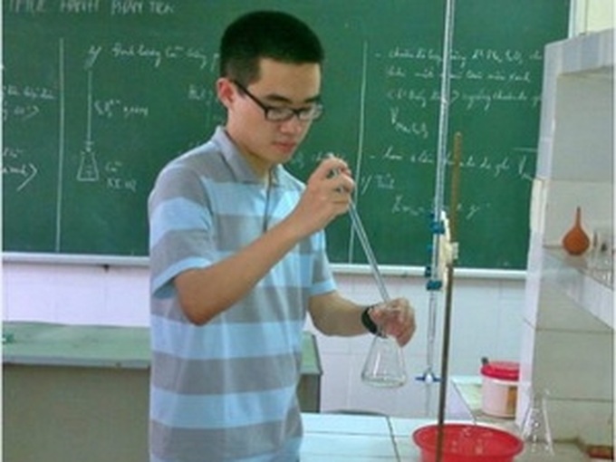 Vietnam wins gold at Chemistry Olympiad - 1 Vietnam wins gold at Chemistry Olympiad - 1