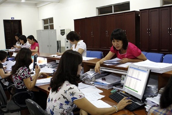 Banks use profits for risk provision - 1