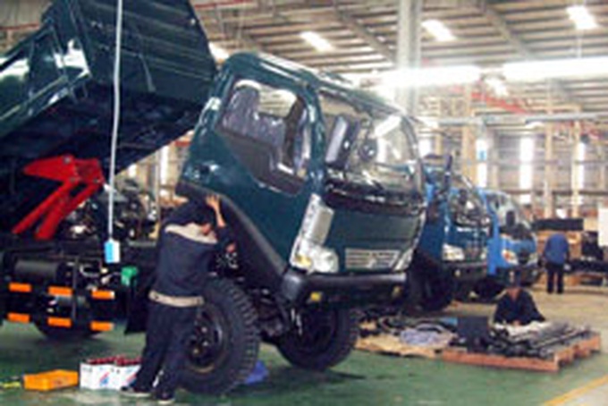 Motor vehicle industry lacks strategy plan - 1