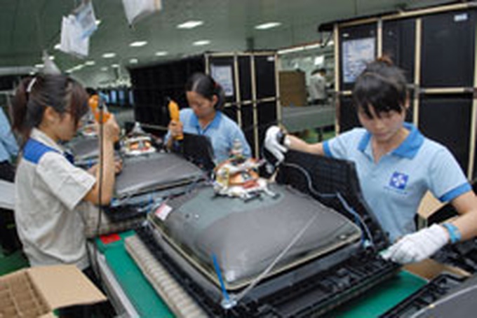 Industrial index increases 4.8% in first seven months - 1