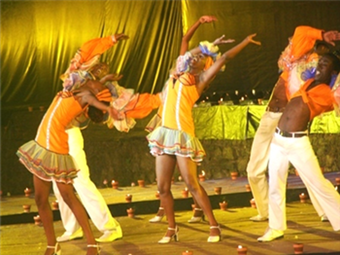 Hue Festival artists hailed - 19 Hue Festival artists hailed - 19