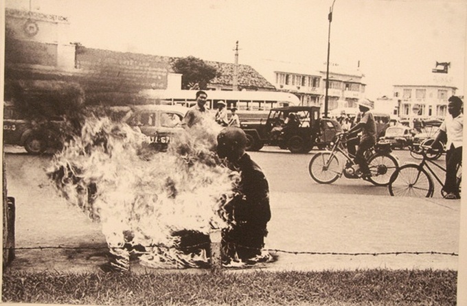 Photos of Buddhists crisis displayed for the first time - 10