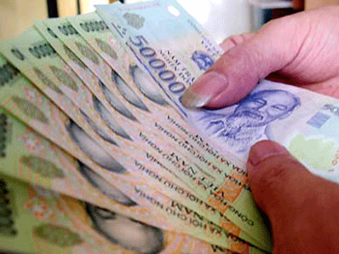 Minimum wage for civil servants rises - 1