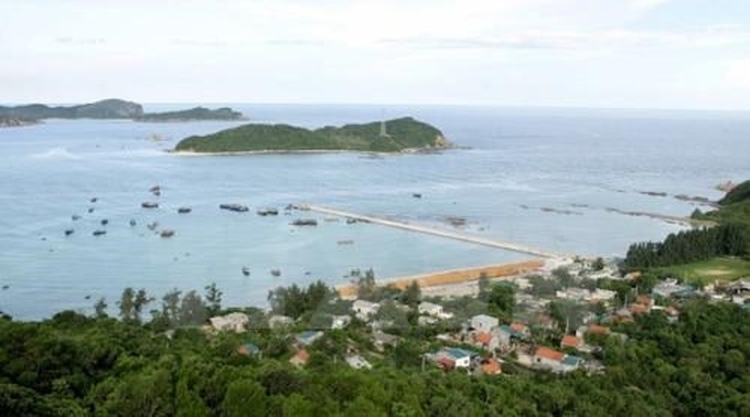 Foreign tourists allowed to visit Co To island without permit - 1