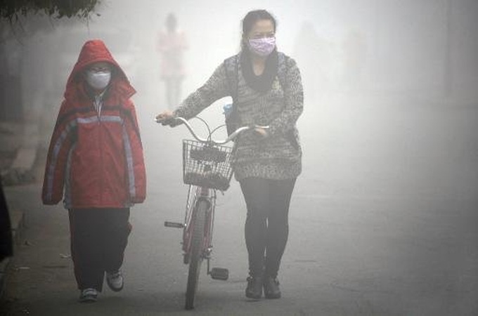 Dangerous pollution levels blight Chinese city - 1 Dangerous pollution levels blight Chinese city - 1