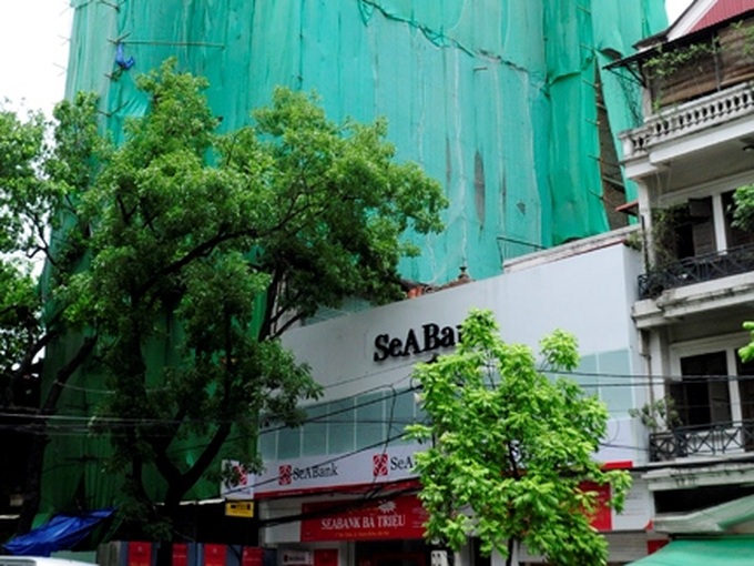 Hanoi cracks down on construction violations - 1