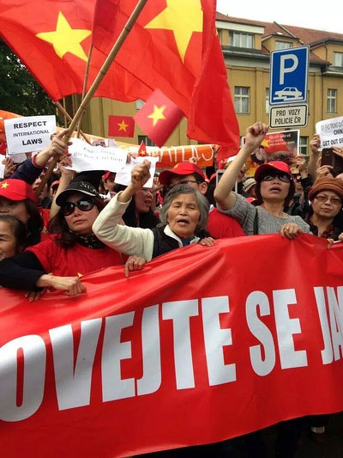 Overseas Vietnamese protest against Chinese oil rig - 10 Overseas Vietnamese protest against Chinese oil rig - 10