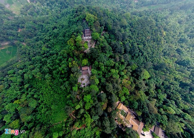 Hung Kings Temple from high view - 2