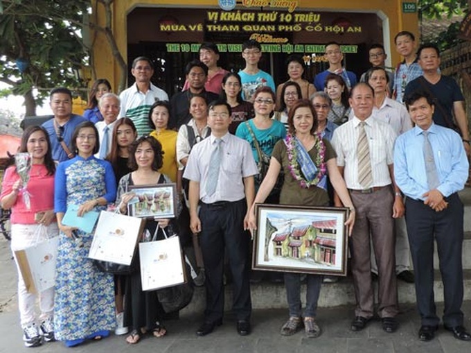 Hoi An welcomes the 10 millionth visitor - 1