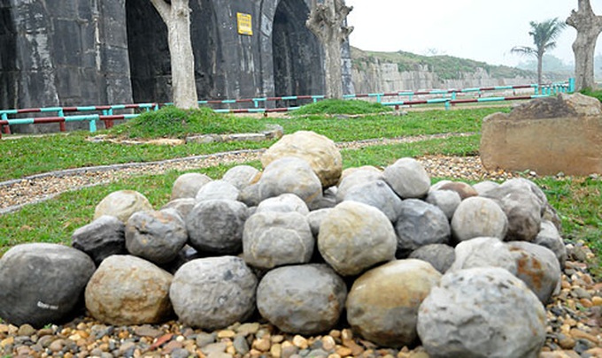 Ho Dynasty Citadel to receive World Heritage status in June - 13
