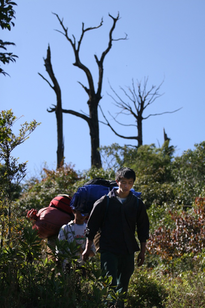 “Athletes” on the roof of Indochina - 4