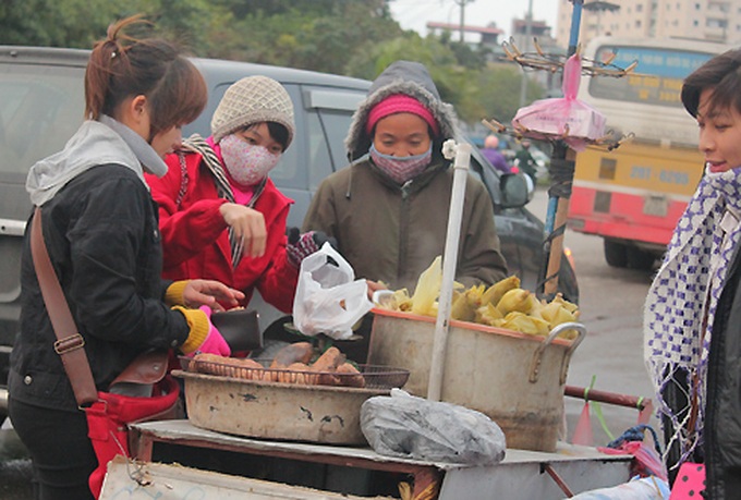 Many old people, children hospitalised in cold weather - 11