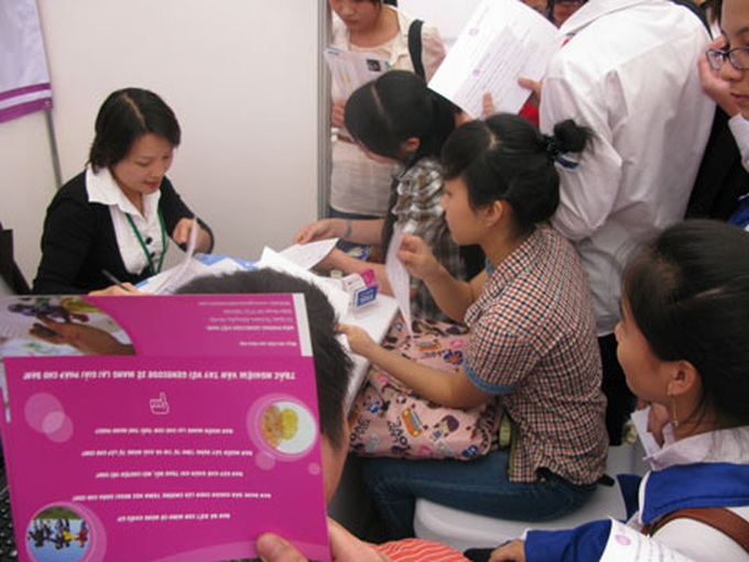 Overseas study consultancy firms mushroom, putting students in a maze - 1