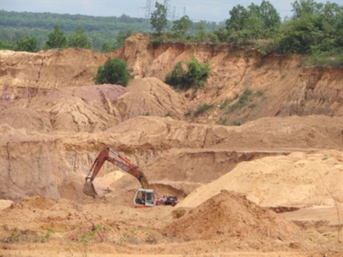 Minerals bleeding every day in Binh Duong - 1 Minerals bleeding every day in Binh Duong - 1