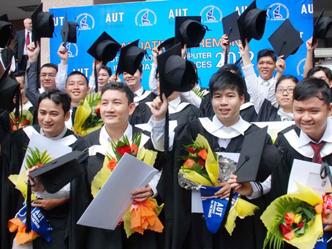 Many students cannot finish school, causing big waste to the society - 1