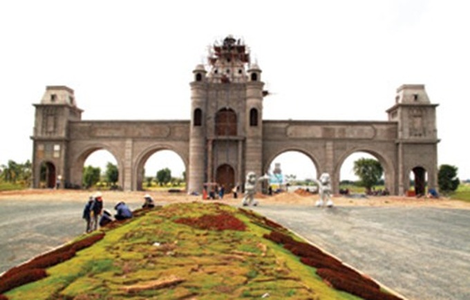 Tourism real estate developers fall into dilemma - 1