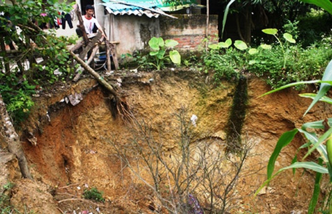 People pay heavy price for spontaneous soil exploitation - 1 People pay heavy price for spontaneous soil exploitation - 1