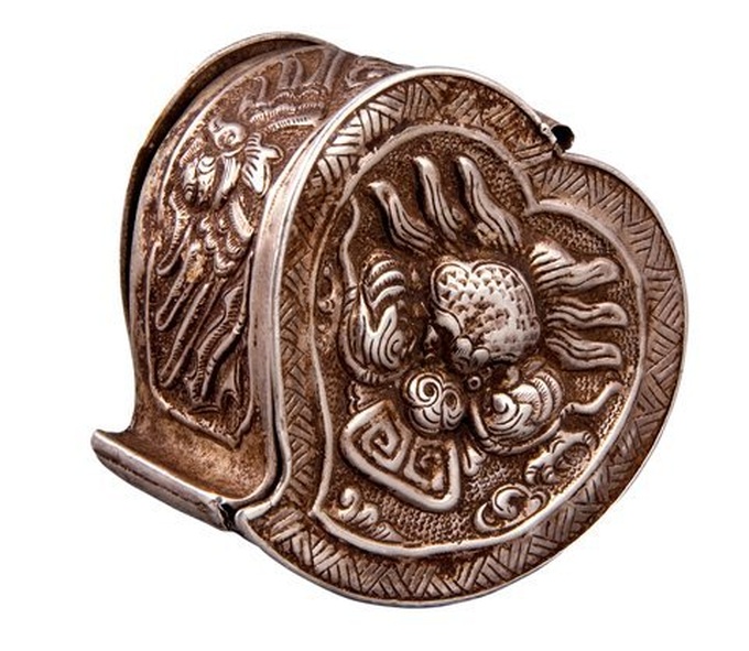 Artifacts of the betel and areca culture - 20