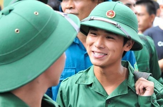 People prioritise education over military service - 1