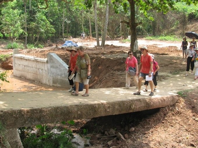 My Son World Heritage Site suffers illegal restoration measures - 1