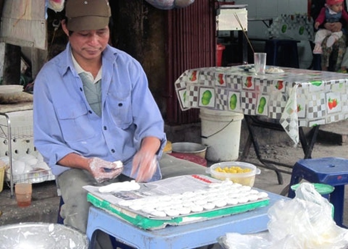 Cool Tet snacks do the trick - 8