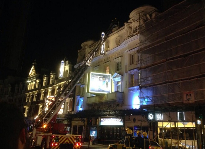 Scores injured as London theatre roof collapses - 1