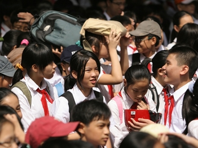 97.7% of Vietnam students cherish the “university education dream” - 1