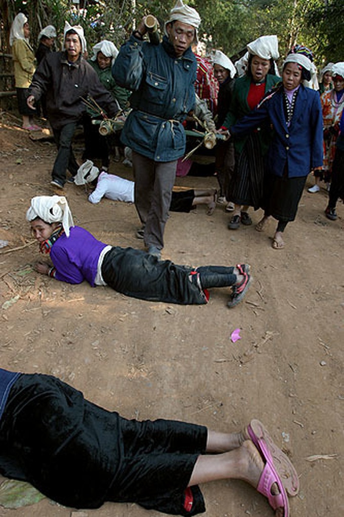 Funeral customs of Thai ethnic minority - 2