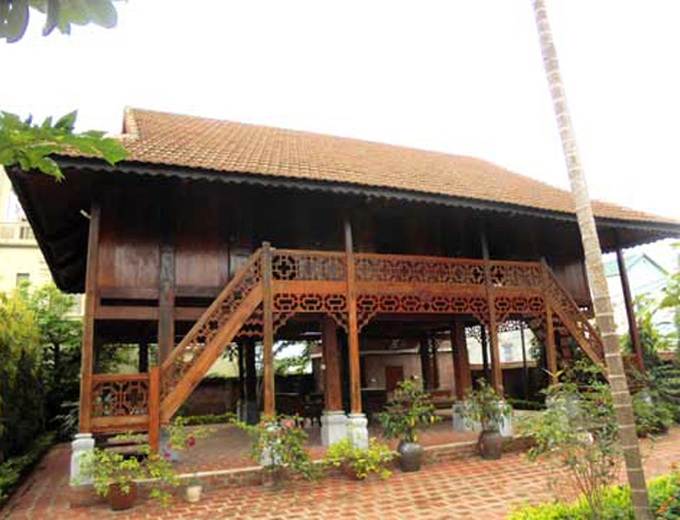 Well-off Hanoians build stilt houses in the outskirts - 3