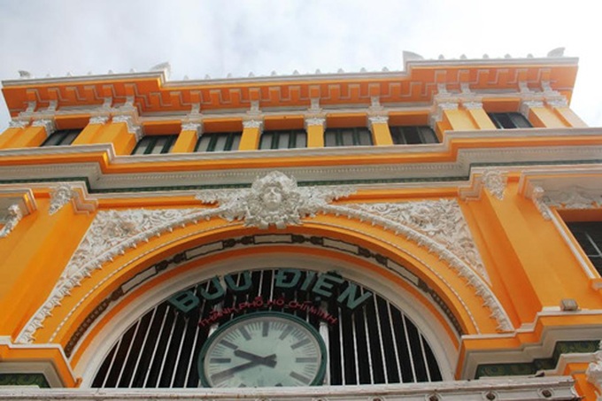 Facelift for HCM City Post Office stirs criticism - 2