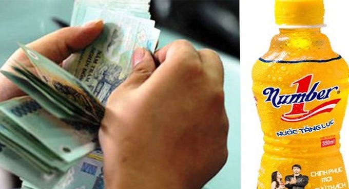 Customers boycott Vietnam drink producer over fly in bottle scandal - 1 Customers boycott Vietnam drink producer over fly in bottle scandal - 1