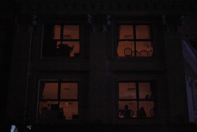 Earth Hour event saves Hanoi 240,000 kWh - 8