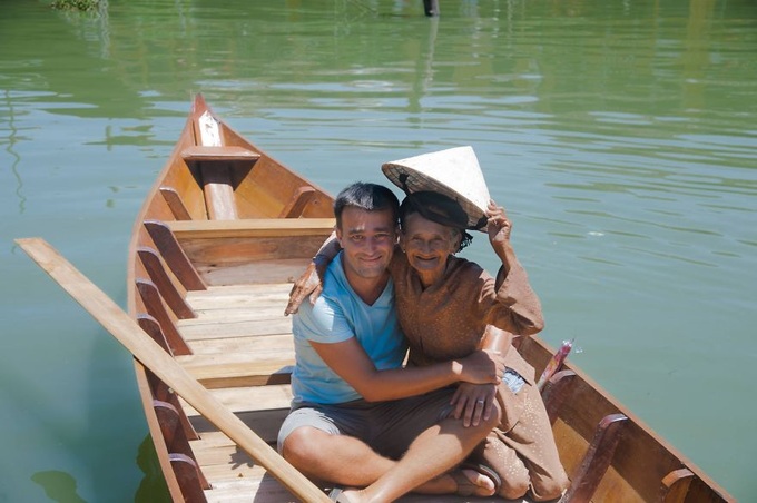 The French photographer and the "world's most beautiful woman" in Hoi An - 4 The French photographer and the "world's most beautiful woman" in Hoi An - 4