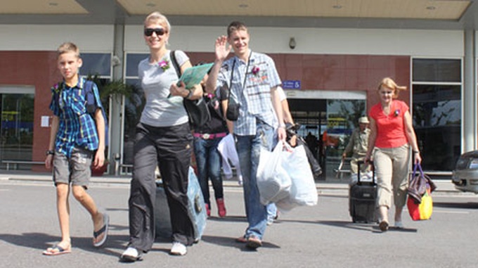 Visa exemptions for Western European travellers extended - 1