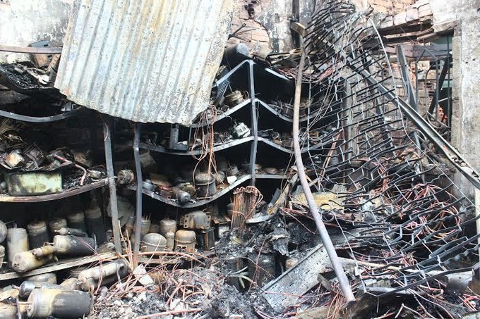 Four killed in Dong Nai house fire - 3 Four killed in Dong Nai house fire - 3