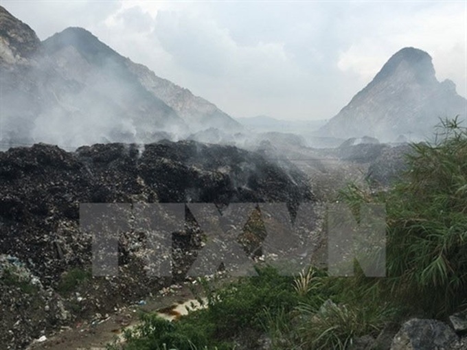 Thousands of tonnes of waste pollute environment in Ha Nam - 1