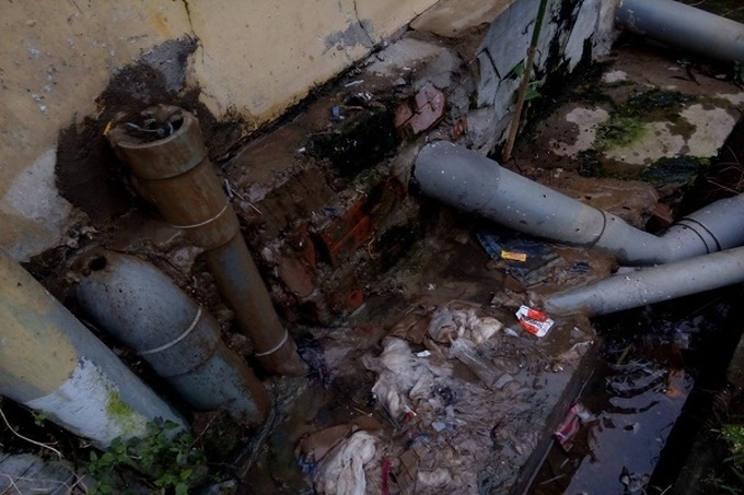 Hospital struggles to deal with polluting waste - 2