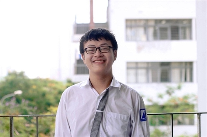 Student from Hanoi wins international writing contest - 2